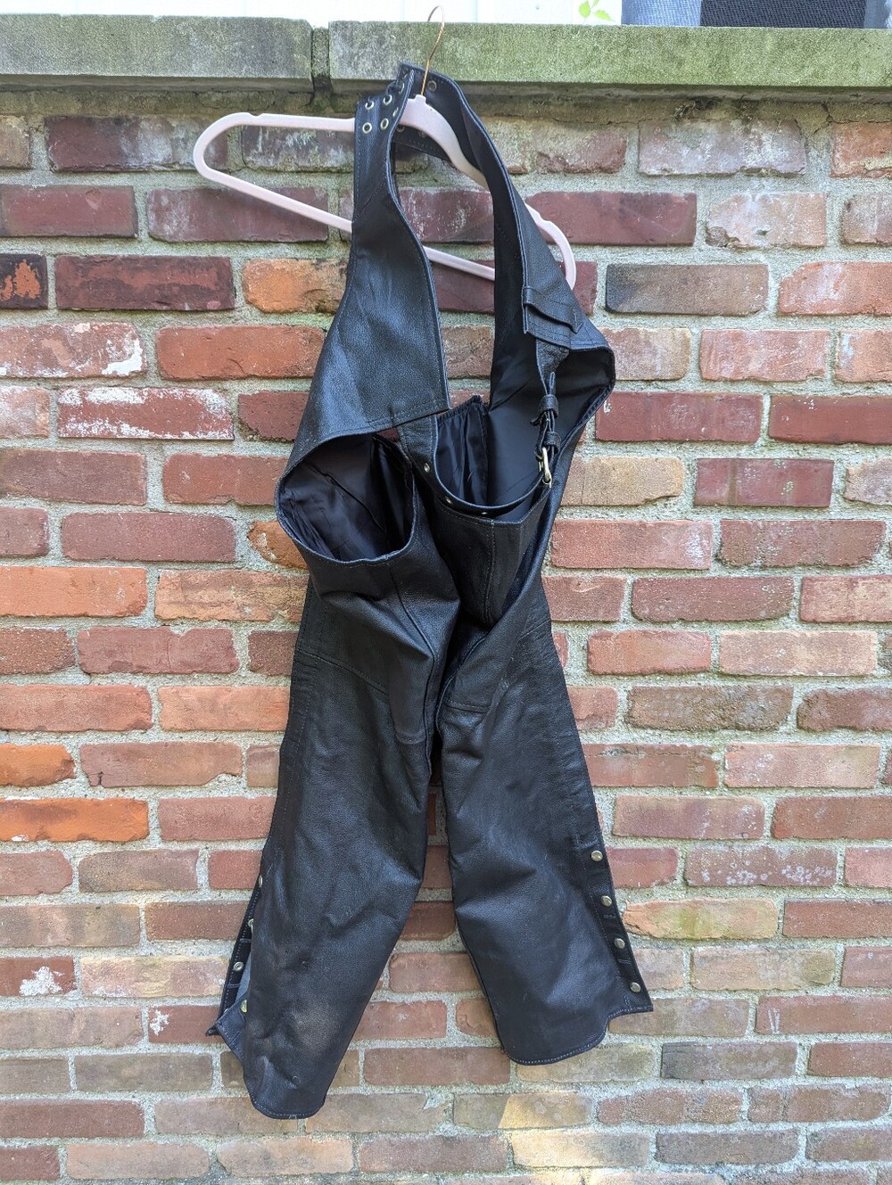 Highway Hawks Genuine Leather Chaps Size Large NWT